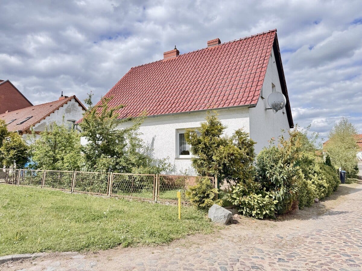 Immobilie in Rossow - HORN IMMOBILIEN++Einfamilienhaus mit zwei Heizsystemen in Rossow zwischen Pasewalk und Löcknitz - Bild 3