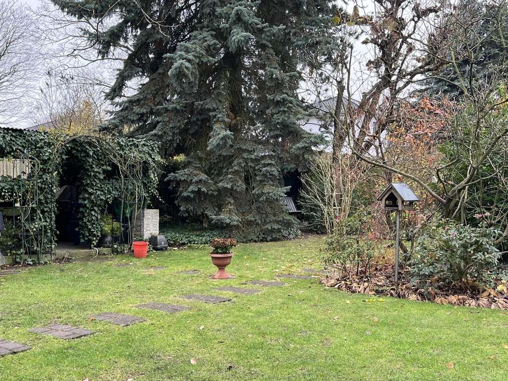 Immobilie in Hoppegarten - Gepflegtes Haus mit lebenslagem Wohnrecht - Kaufpreiszahlung in Teilraten ! - Bild 1