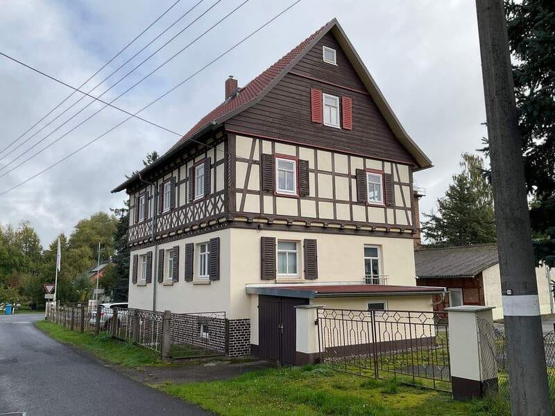 Immobilie in Straufhain - Historisches Fachwerkhaus mit modernem Komfort – Wohnen und Arbeiten unter einem Dach in Straufhain - Bild 0