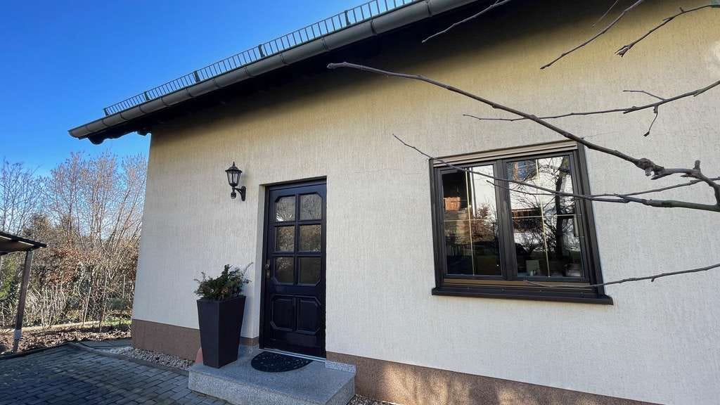 Immobilie in Mülsen - Haus mit Stil im schönen Wohngebiet - Bild 3