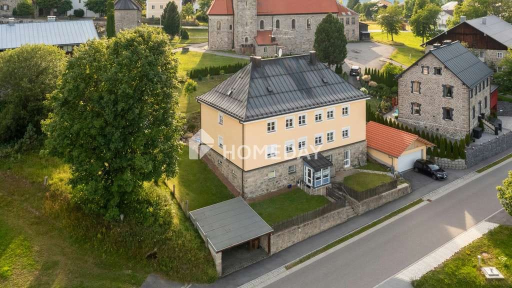 Immobilie in Mauth - Solides Investment mit Charme – Vier Wohneinheiten im Überblick - Bild 2