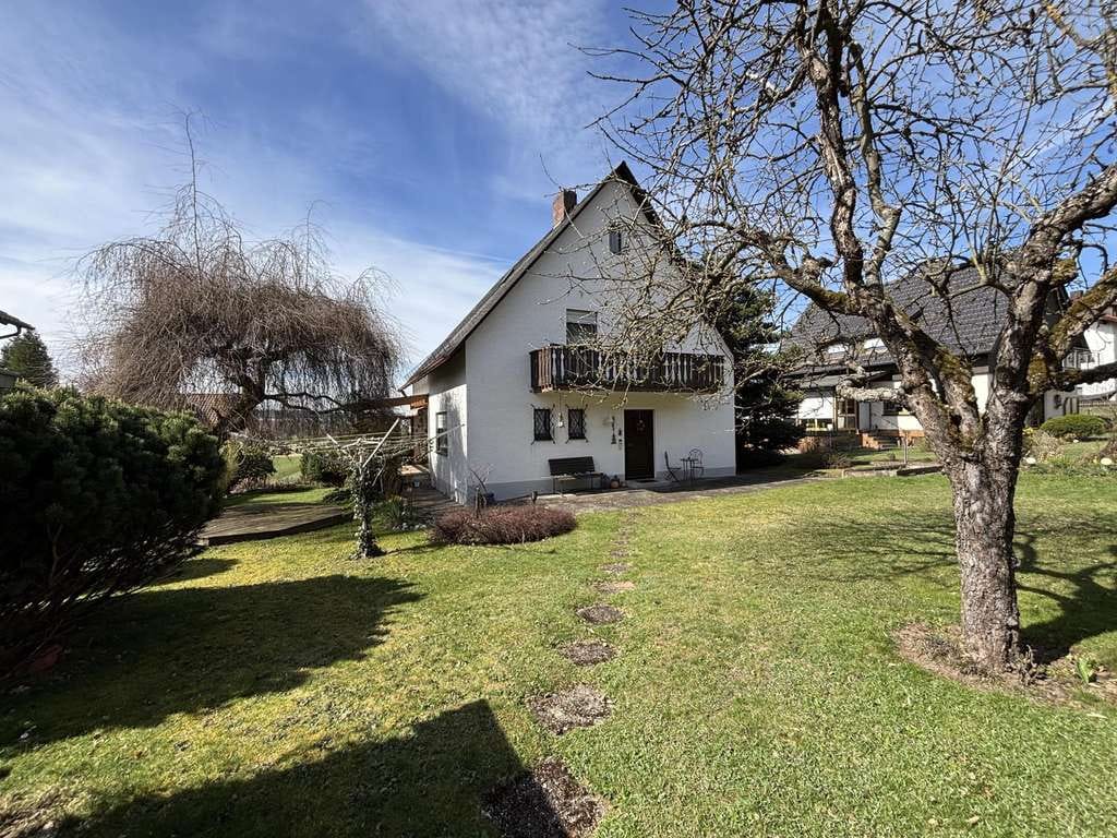 Immobilie in Wernberg-Köblitz - Familien aufgepasst! Gemütliches Einfamilienhaus mit toller Fernsicht - Bild 2