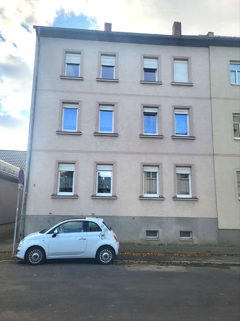 Immobilie in Lucka - Mehrfamilienhaus mit 3 vermieteten Wohnungen in zentraler Lage von 04613 Lucka zu verkaufen. - Bild 1
