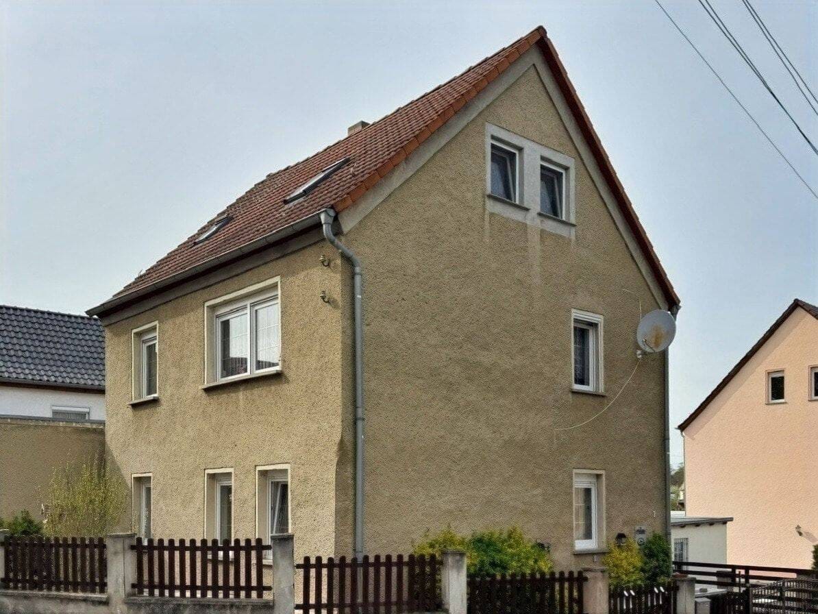 Immobilie in Teuchern - Günstiger Einstieg ins Eigenheim! - Bild 1