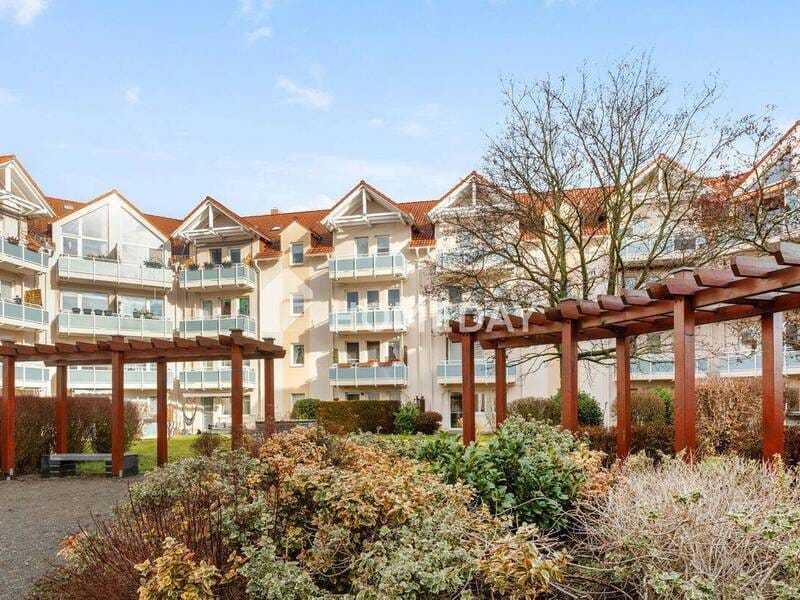 Immobilie in Borsdorf - Gepflegte Zwei-Zimmer-Wohnung mit Balkon und Tiefgaragenstellplatz - Bild 0