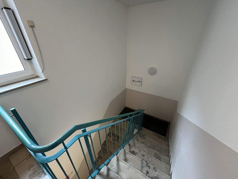 Immobilie in Grafenrheinfeld - Flexibles Wohnjuwel mit 4 Zimmern und Erweiterungspotenzial - 97506 Grafenrheinfeld - Bild 2