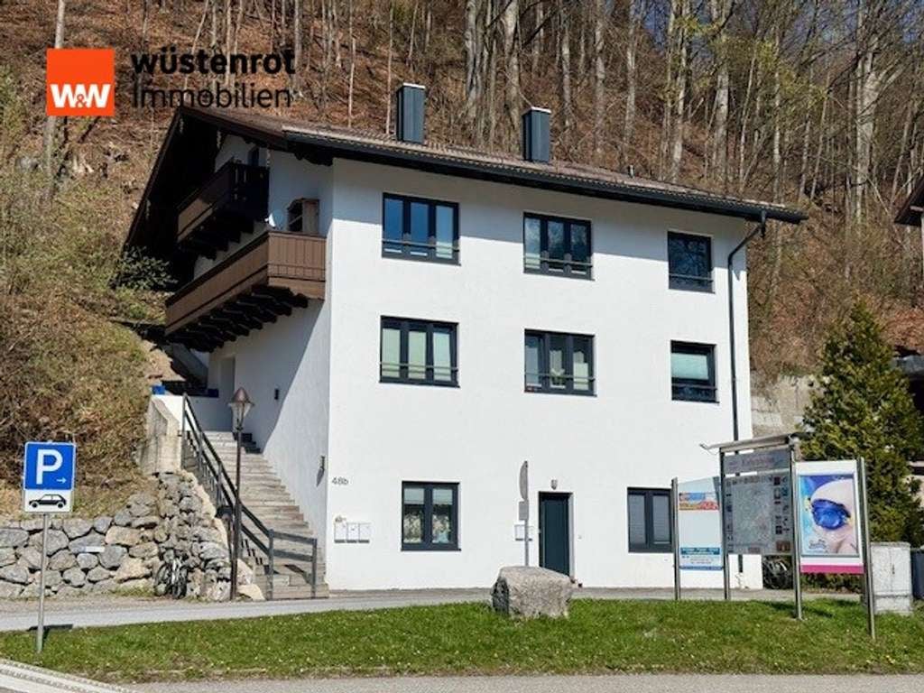 Immobilie in Kiefersfelden - UNVERBAUBARER BLICK: Helles 81m² DG-Unikat – 2019 hochwertig saniert! - Bild 0