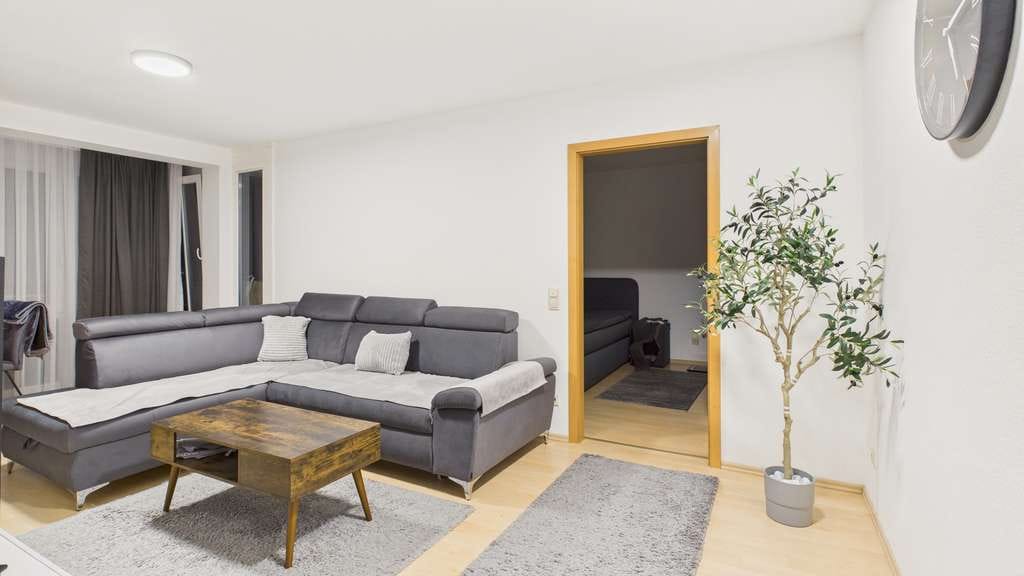 Immobilie in Zirndorf - 2-Zimmer-Wohnung zum Wohlfühlen im Herzen von Zirndorf - Bild 1