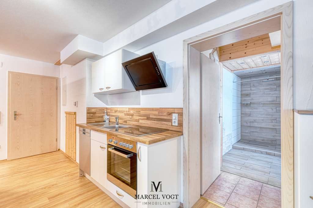 Immobilie in Hülben - 2-Zimmer-Souterrainwohnung mit Freisitz und Infrarotkabine in ruhiger Lage - Bild 2