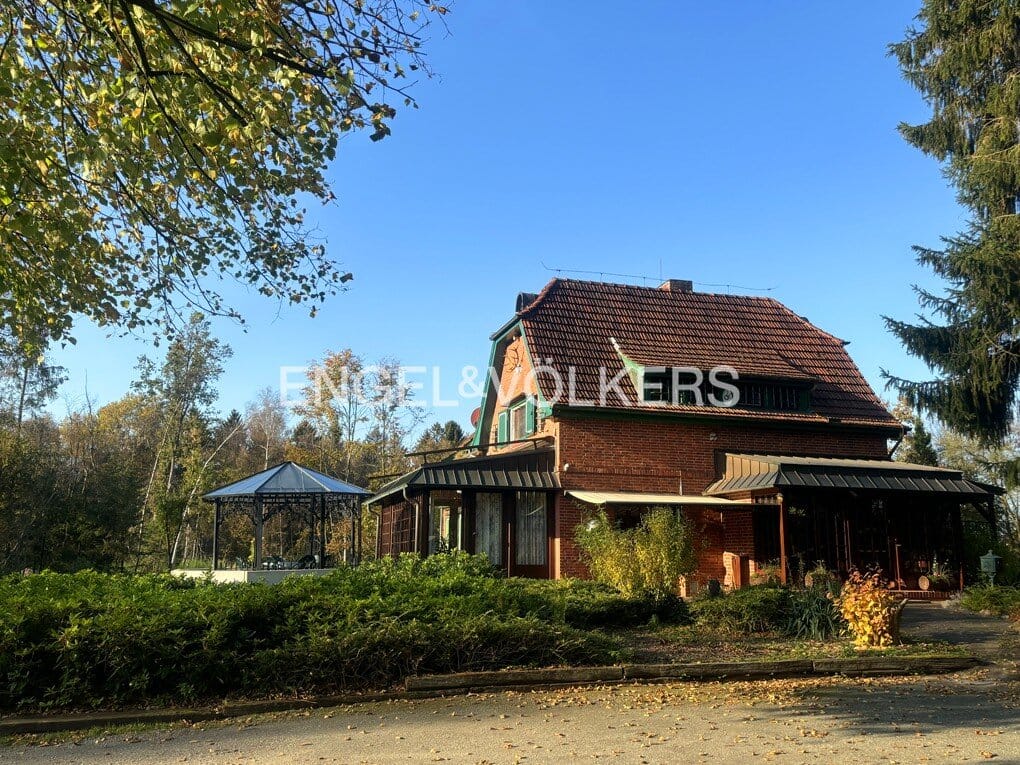 Immobilie in Ottersberg - Geschichtsträchtiger Landsitz                                            vor den Toren Bremens - Bild 1