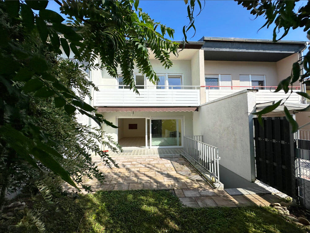 Immobilie in Sinsheim - GLOBAL INVEST SINSHEIM | Tolles Reihenhaus mit über 170m² Wohnfläche, Garage und Garten in Toplag - Bild 3