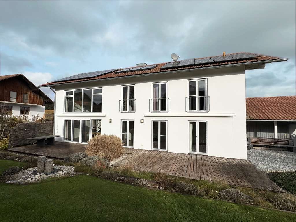 Immobilie in Obersüßbach - Raum für Ideen - hochwertiges modernisiertes Haus mit Stil! - Bild 2