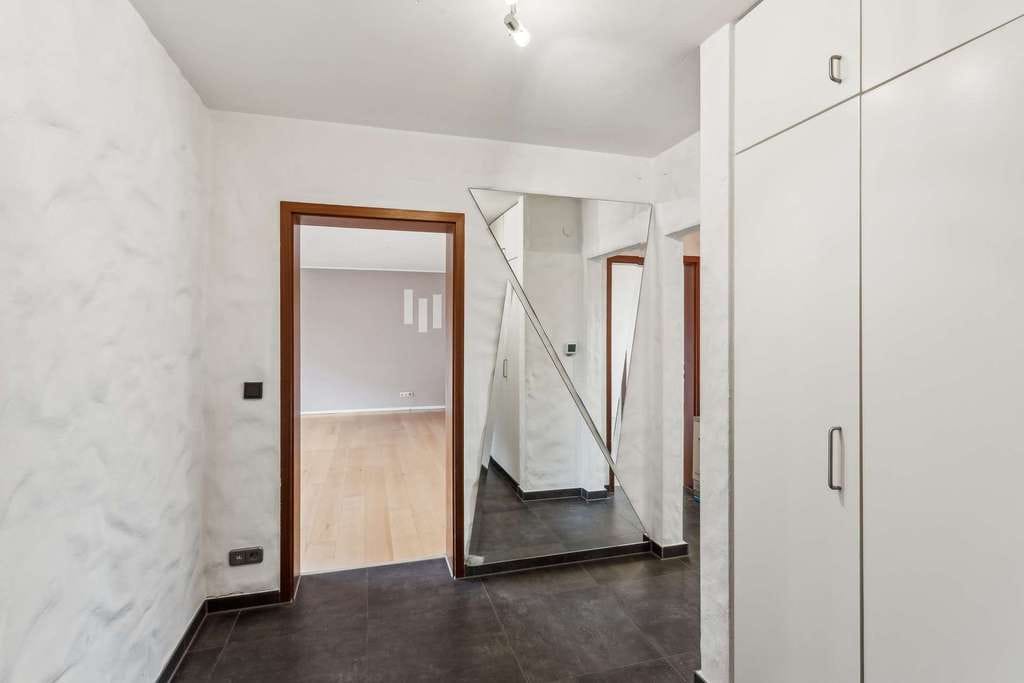 Immobilie in Giesen - Ihr neues Zuhause in Ahrbergen: Großzügige 3-Zimmer-Wohnung mit raffiniertem Grundriss zum Kauf - Bild 4