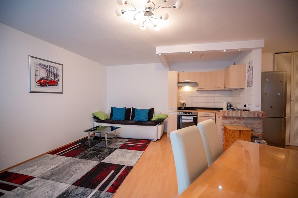 Immobilie in Saulheim - PRIVAT 2 ZIMMER WOHNUNG ZU VERKAUFEN - Bild 1