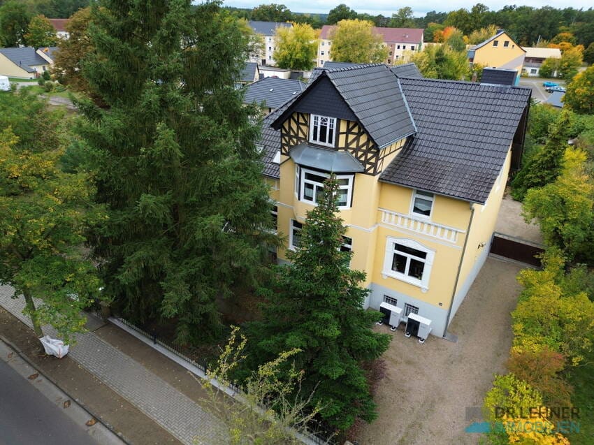 Immobilie in Seehausen - Einziehen und wohlfühlen! Exklusive Jugendstilvilla in Park- und Waldbadnähe! - Bild 0