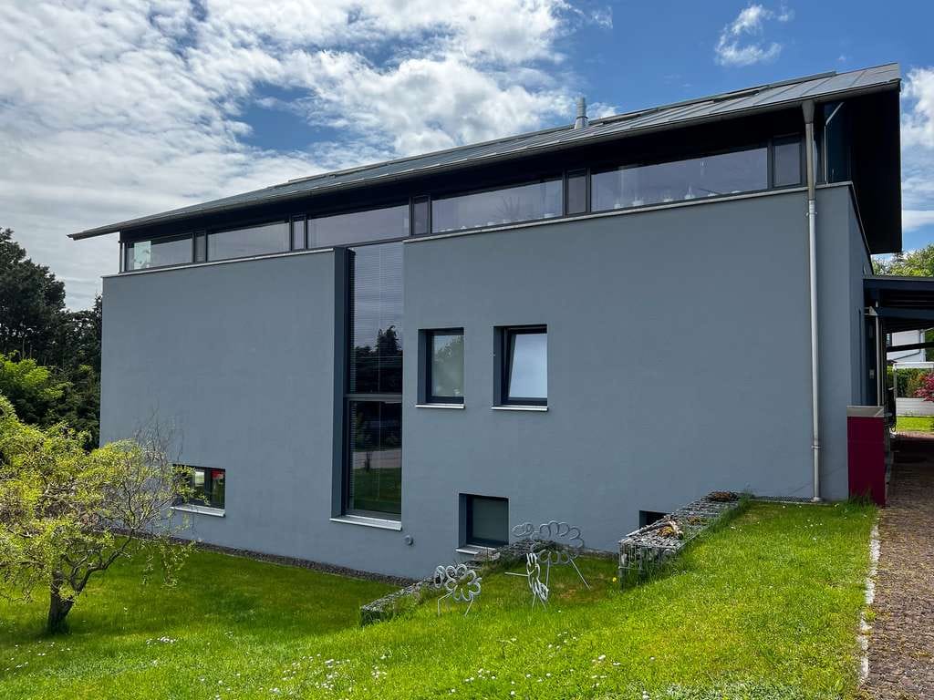 Immobilie in Michelsneukirchen - Extravagantes EFH mit Design-Einbauküche und 3 Bädern - Bild 2