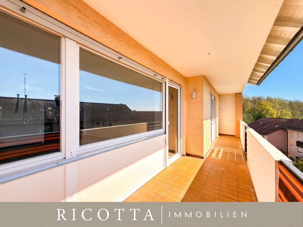 Immobilie in Plochingen - Sonnig wohnen im 2. OG – mit Balkon & viel Gestaltungsspielraum - Bild 0