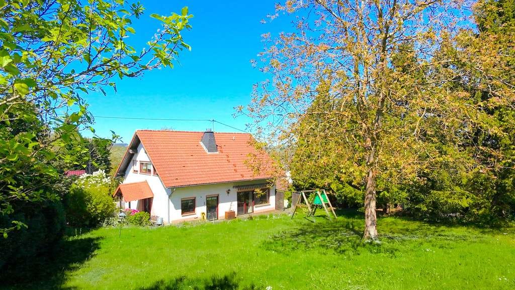 Immobilie in Sankt Katharinen - Gepflegtes Wohnhaus mit großzügigem Grundriss und beeindruckendem Grundstück in ruhiger Lage - Bild 0