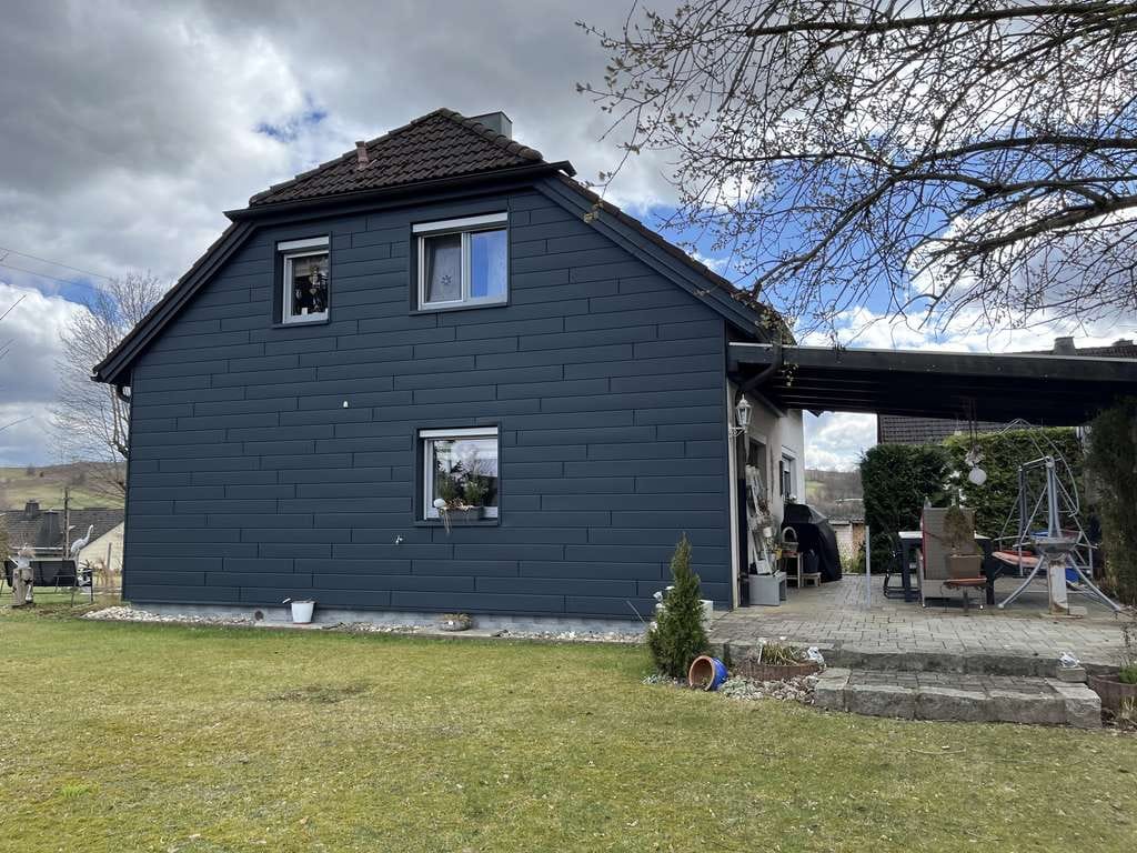 Immobilie in Teuschnitz - Charmantes Einfamilienhaus mit großem Grundstück, moderner Technik und viel Ruhe für Eigennutzer - Bild 2