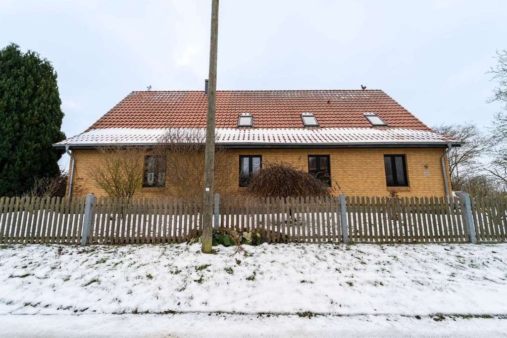 Immobilie in Neuburg - Großzügiges Wohnen mit idyllischem Grundstück für Menschen, die Raum und Ruhe schätzen - Bild 3