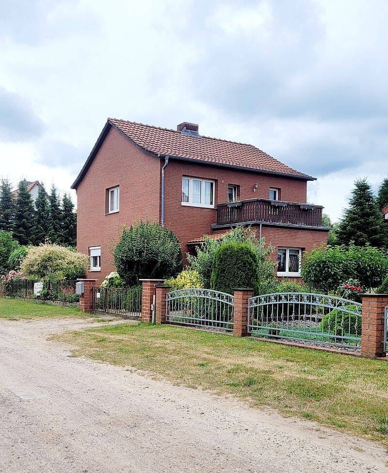 Immobilie in Vellahn - Großes Einfamilienhaus mit einem grünen Traumgrundstück - Bild 0