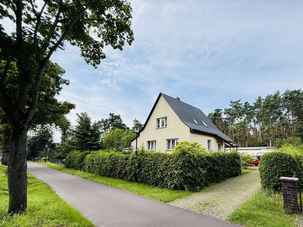 Immobilie in Wusterwitz - Vielfältiges Einfamilienhaus mit barrierefreier Wohnung und Gewerbeeinheit (Variante) - Bild 0