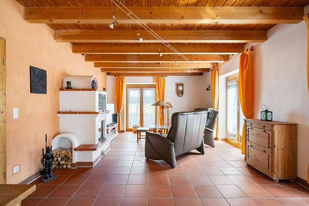 Immobilie in Oberding - Wohnen auf höchstem Niveau in Feldrandlage – EFH mit Einliegerwohnung & modernster Technik - Bild 4