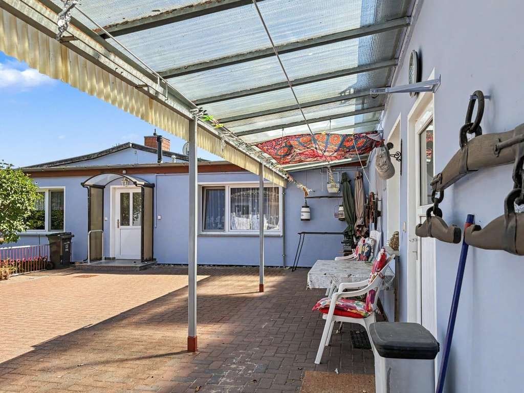 Immobilie in Ribnitz-Damgarten - Zwei Häuser auf einem Grundstück mit Hof und gepflegtem Garten in Ribnitz-Damgarten - Bild 1
