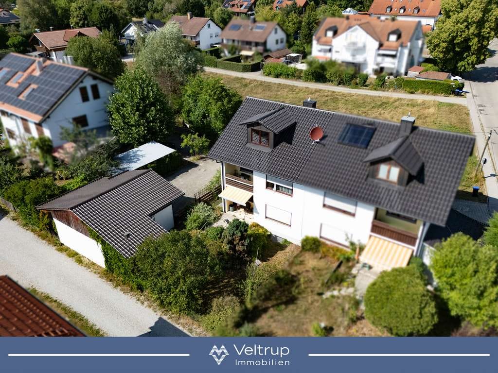 Immobilie in Weßling - EIN HAUS, DAS PERSPEKTIVEN ÖFFNET:
DOPPELHAUSHÄLFTE MIT ANBAUMÖGLICHKEIT - Bild 0