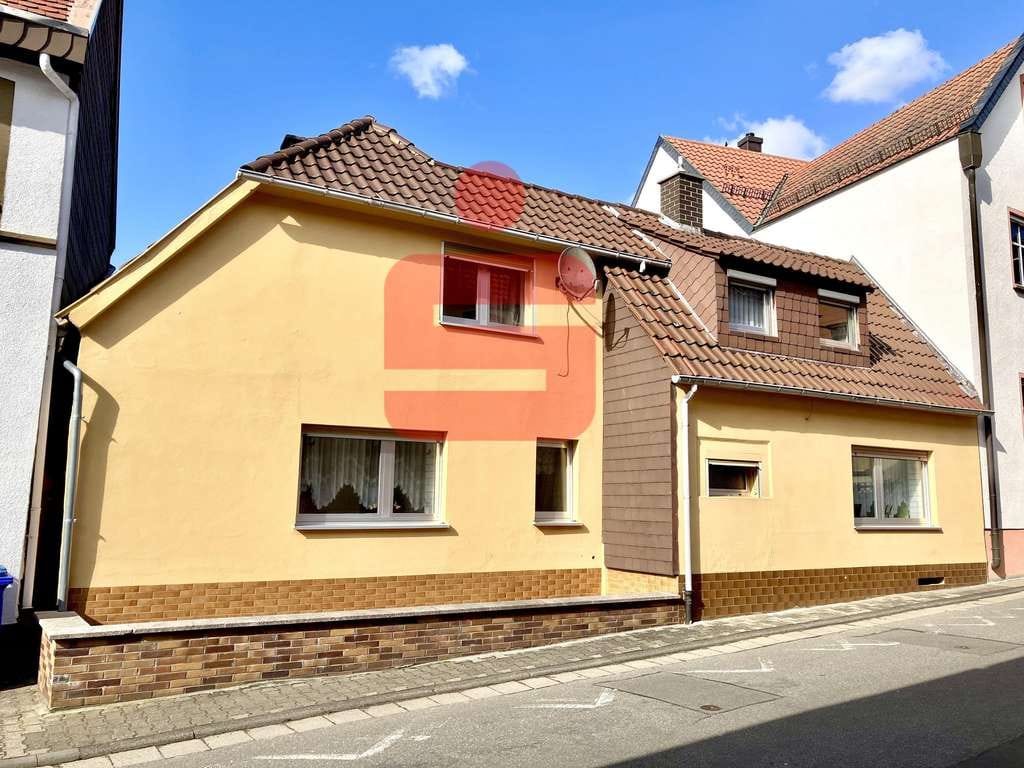 Immobilie in Wattenheim - Solide Immobilie mit großem Potenzial in Ortskernlage von Wattenheim! - Bild 0