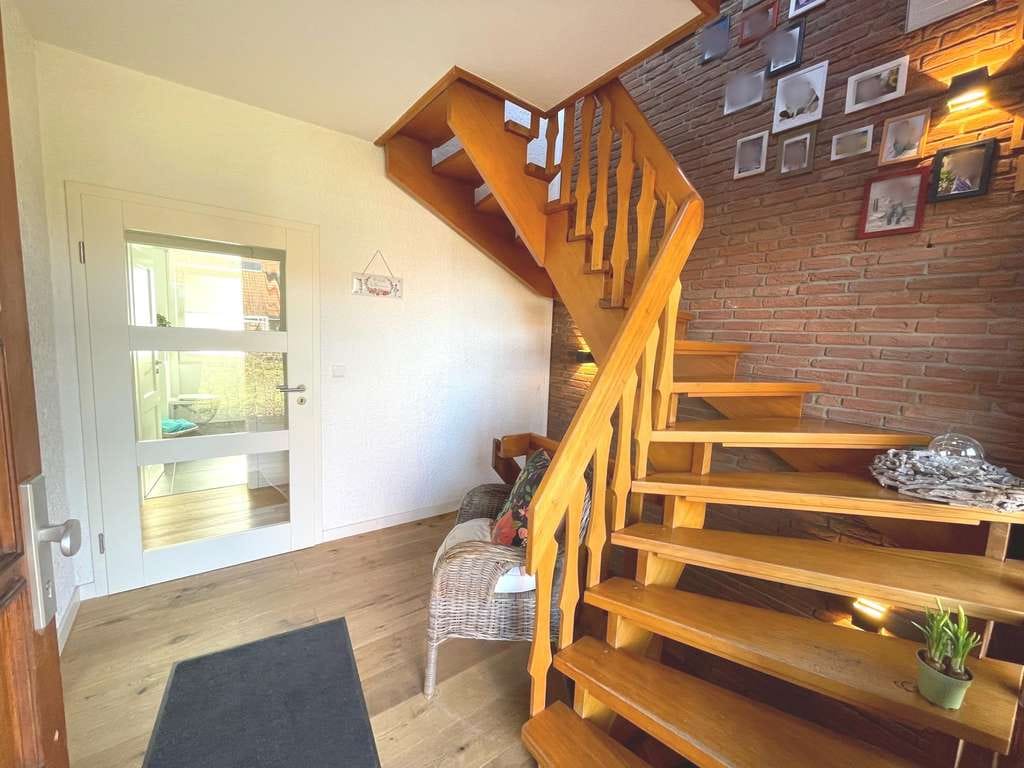 Immobilie in Harsum - Ihr neues Zuhause in Asel – Wohlfühlen am Kamin & Entspannen im Traumgarten - Bild 3