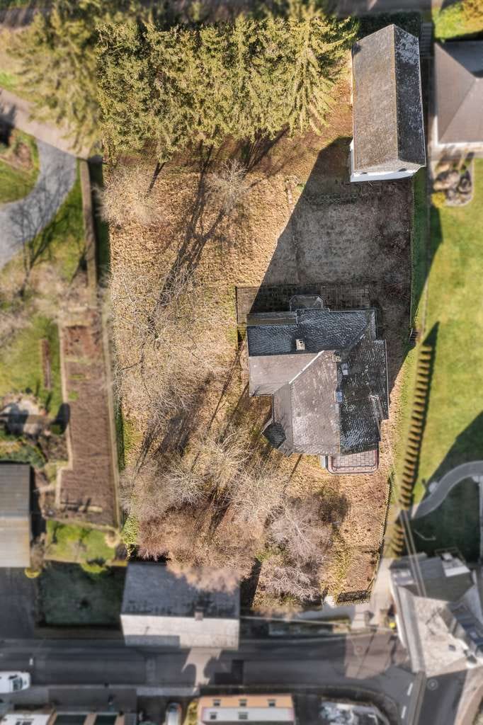 Immobilie in Ellern (Hunsrück) - Repräsentatives Pfarrhaus in erhabener Blicklage mit imposanter Aussicht auf den Soonwald - Bild 4