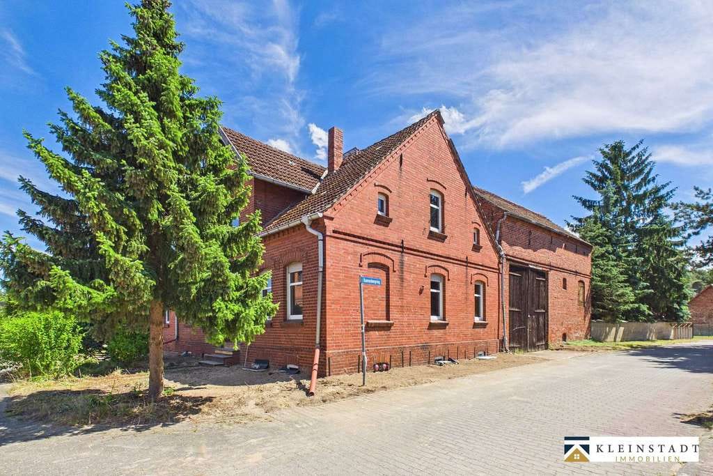 Immobilie in Kamern - Einfamilienhaus mit Raumwunder-Charakter in Kamern - Ideal für Familie, Hobby und Handwerk - Bild 3
