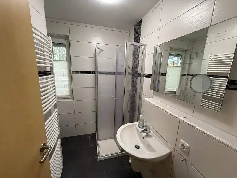 Immobilie in Bollewick - Charmantes Ferienhaus mit zwei Ferienwohnungen in Röbel/Müritz - Bild 4