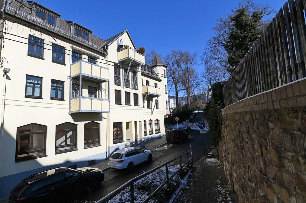 Immobilie in Glauchau - NEU: Mietkauf  möglich 2-R-Wohnung mit Stellplatz - Bild 1