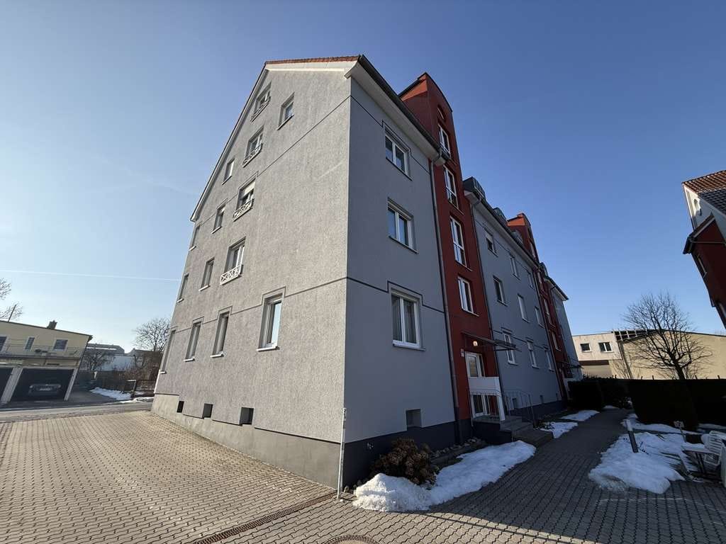 Immobilie in Waldsassen - Vermietete 2-Zimmer-Wohnung mit Stellplatz in Waldsassen zu verkaufen! - Bild 0