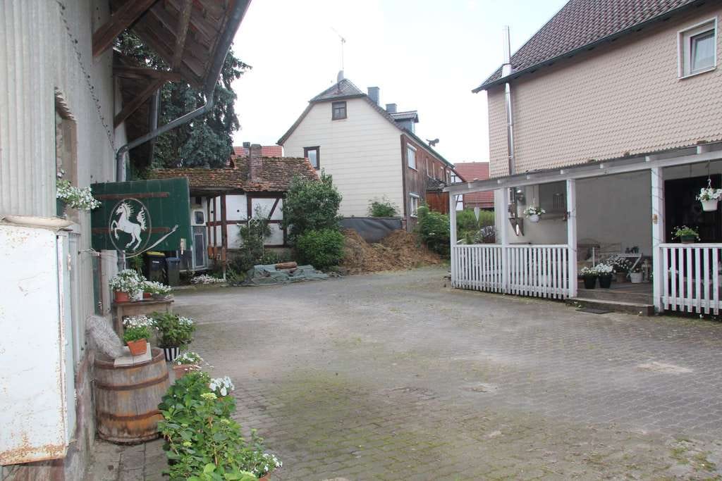 Immobilie in Schlitz - Topangebot, besonders für Tierhalter oder Hobbytreibende !! - Bild 2