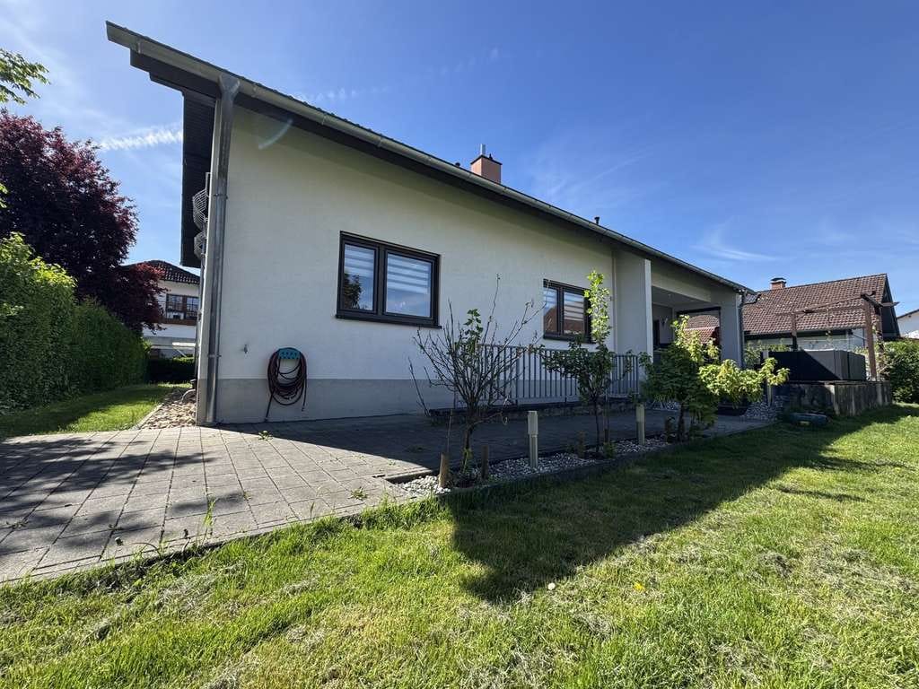 Immobilie in Haßmersheim - Modernisiertes Einfamilienhaus mit Einliegerwohnung  - Bild 3
