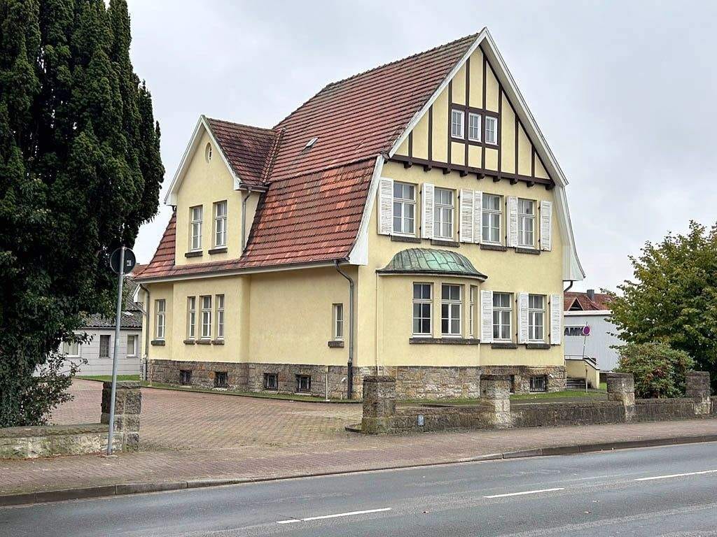 Immobilie in Stadthagen - Traumhafte sanierte Villa direkt in Stadthagen im gepflegten Zustand! - Bild 0