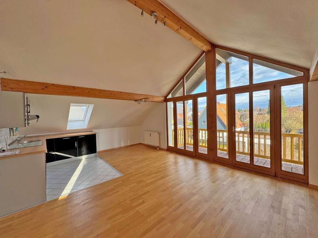 Immobilie in Grasbrunn - 2-Zi.-Dachgeschoss mit Süd-Balkon - Bezugsfrei - Neukeferloh - Bild 0