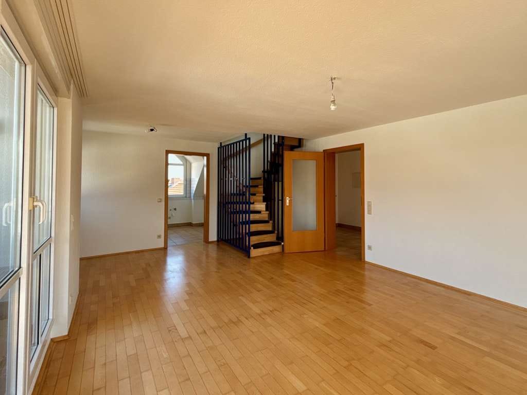Immobilie in Waldsee - Stilbau bietet an: Heimelige Maisonette-Wohnung mit Loggia in Waldsee - Bild 4