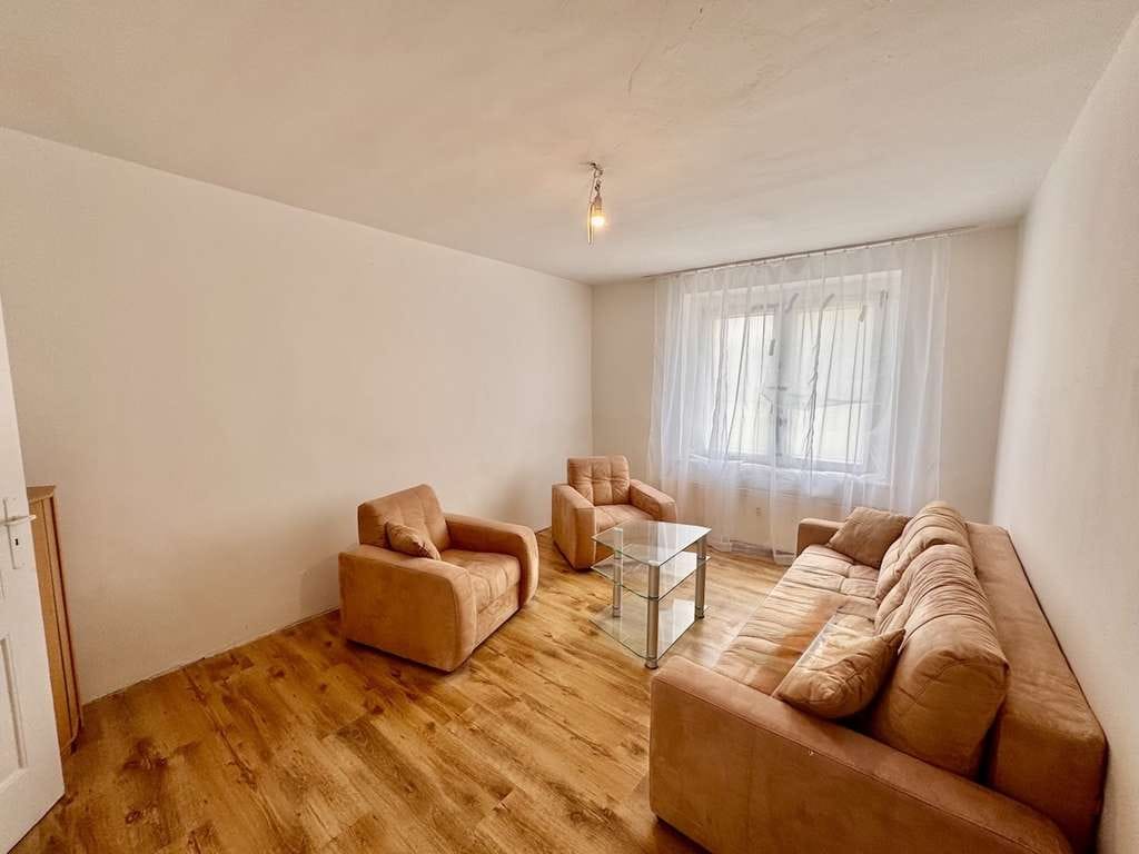 Immobilie in Penkun - HORN IMMOBILIEN++ Dreifamilienhaus in Penkun mit großem Grundstück - Bild 3