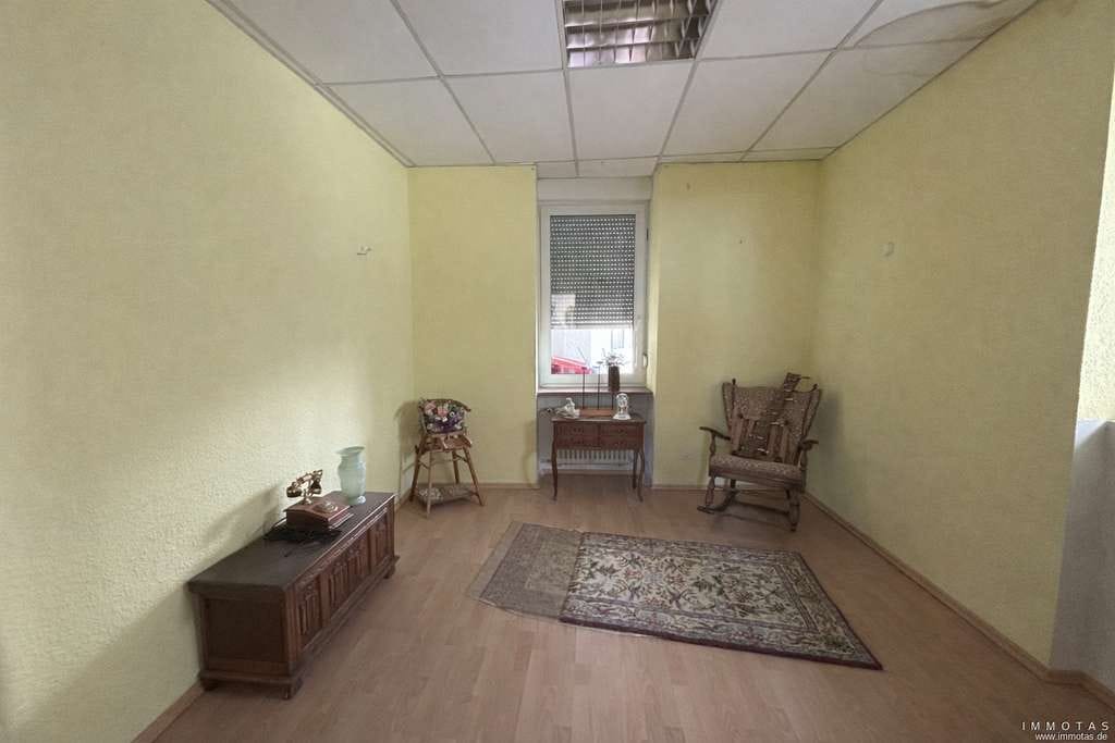 Immobilie in Wolfstein - BIETERVERFAHREN - PROVISIONSFREI -Historisches Wohn- und Geschäftshaus mit Entwicklungspotenzial - Bild 4
