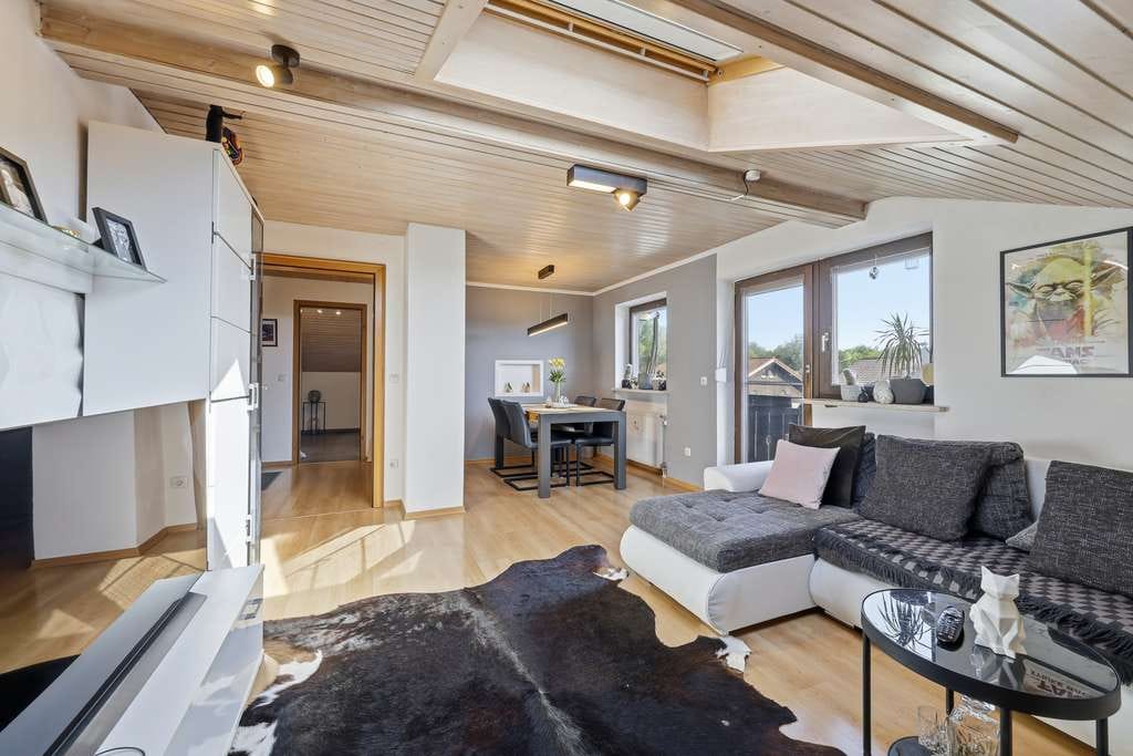 Immobilie in Großkarolinenfeld - **Provisionsfrei** Charmante 2-Zimmer-Wohnung mit Balkon und traumhaftem Bergblick  - Bild 5