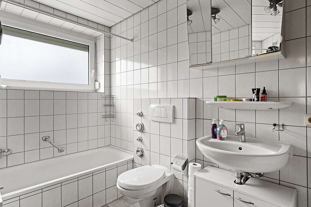 Immobilie in Schelklingen - Für die kleine Familie! Gemütliche 3,5-Zimmer-Eigentumswohnung - Bild 3