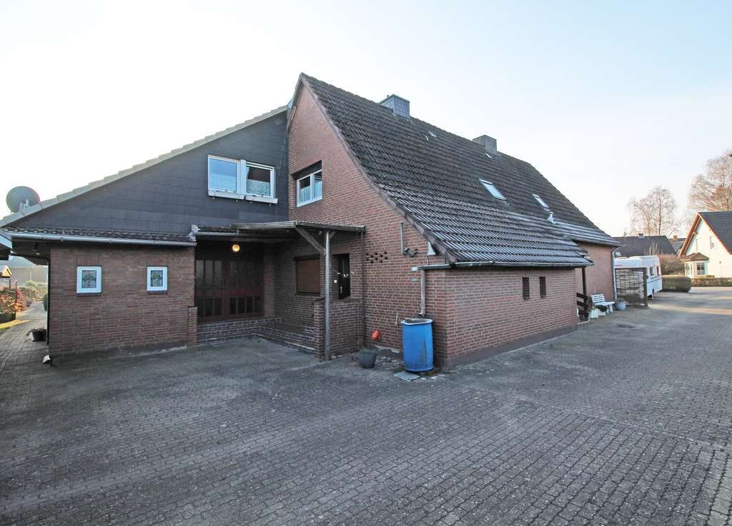 Immobilie in Wahlstedt - gepflegtes Zweifamilienhaus mit viel Nutzfläche in Wahlstedt - Bild 4