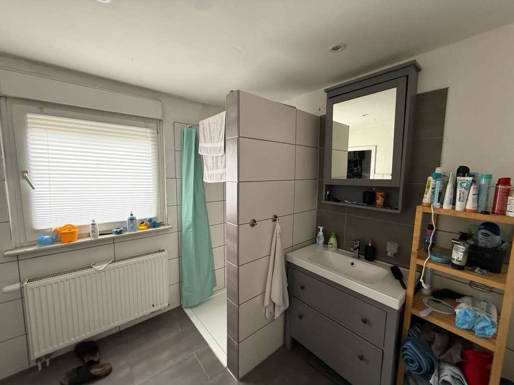 Immobilie in Saarwellingen - Familienfreundliches Haus mit großem Grundstück

 - Bild 3