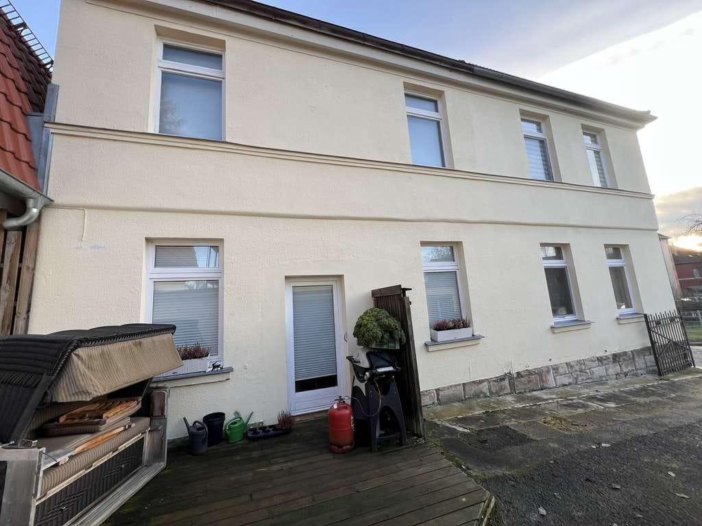Immobilie in Coburg - Ca. 8% Rendite , 4 Wohnungen, 2 Garagen, 1 Lager - Bild 3