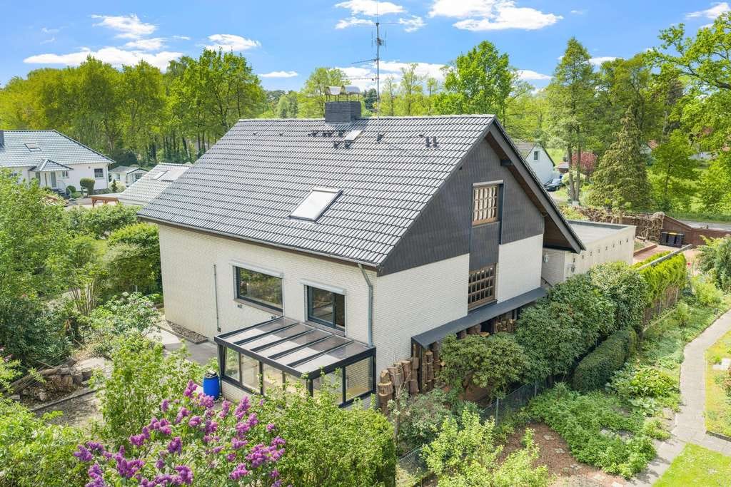 Immobilie in Wedemark - Provisionsfrei: Freistehendes EFH mit Garage & großem Garten - Bild 2