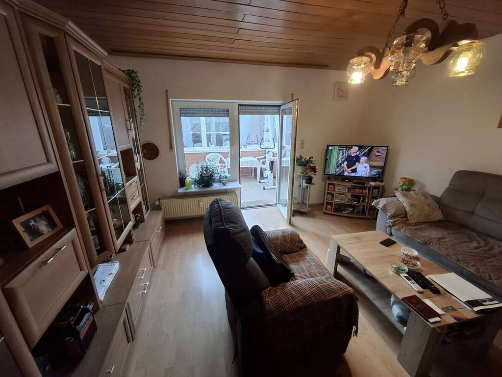 Immobilie in Kausen - Saniertes und gepflegtes Dreifamilienhaus mit Wintergarten - Bild 2